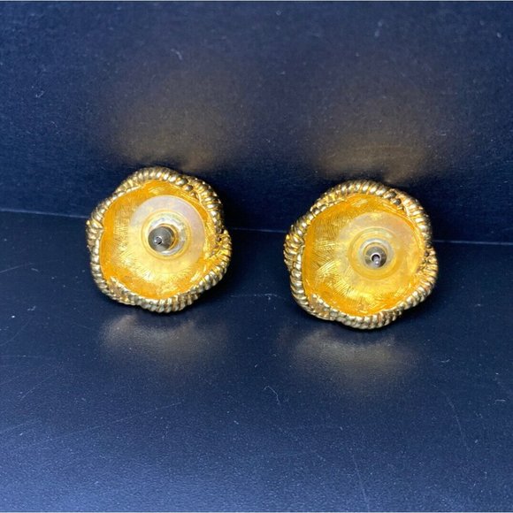 Chunky Black Plastic Cabochon Pierced Earrings Gold Tone Round Classic Vintage - Picture 5 of 6